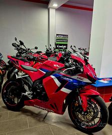 Honda CBR 600 RR HRC 2024 KM 5000 SCARICO ARROW