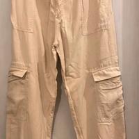 Pantaloni cargo Stradivarius taglia M color sabbia