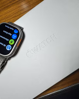 Apple Watch Ultra 3 - cinturino in titanio (M)