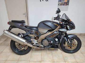 Aprilia Tuono fighter 1000
