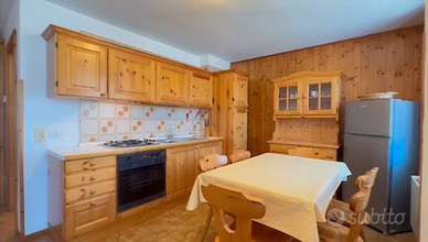 Arredo in legno - appartamento completo