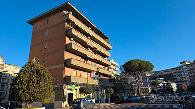 Appartamento zona centrale in contesto signorile