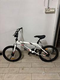 Bici BMX Megamo Radikal 20”