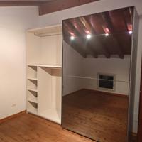 armadio Ovvio ante scorrevoli specchio Fumè 