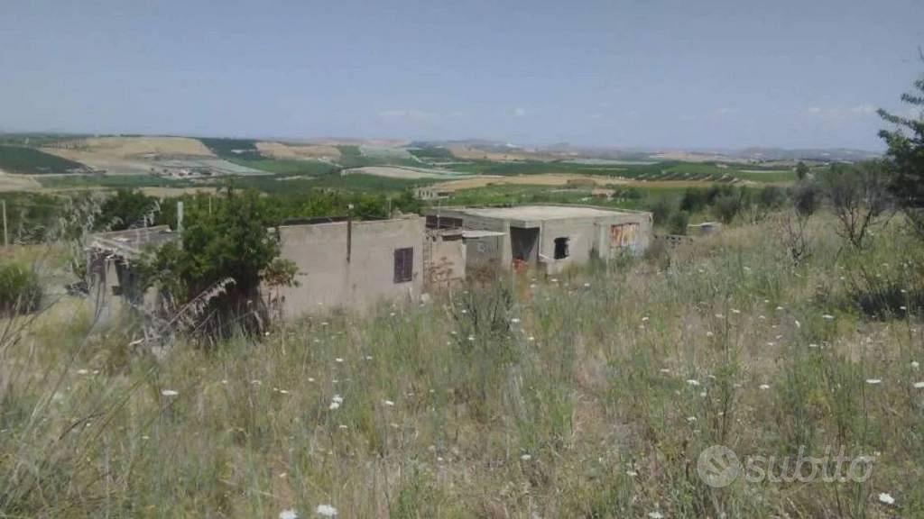Immobile in asta di 115326 m² a Butera - Vista 2