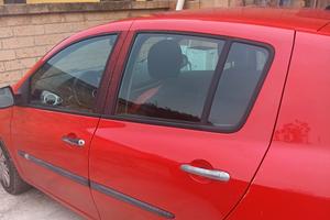 clio 1.2 gpldel 2010