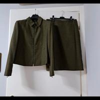 Completo giacca e gonna 