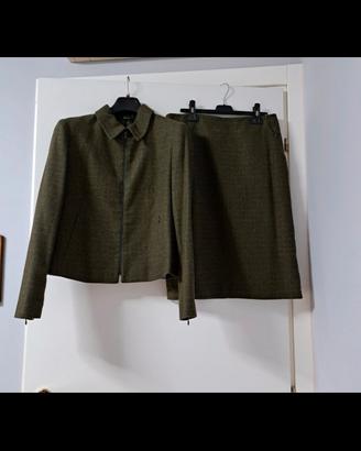 Completo giacca e gonna 