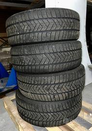 Gomme da neve Pirelli Scorpion winter 255/55 R20