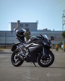 Yamaha YZF R125 - 2015