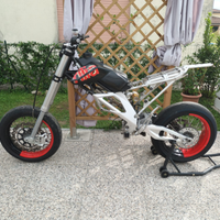 Ciclistica Aprilia sxv 550 2009