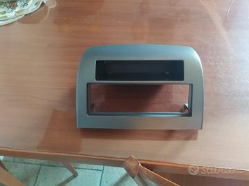 adattatore stereo lancia Ypsilon 