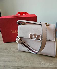 Borsa Valentino Garavani Vsling in vitello granato