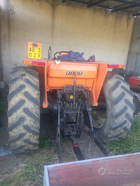 Trattore fiat 780dt