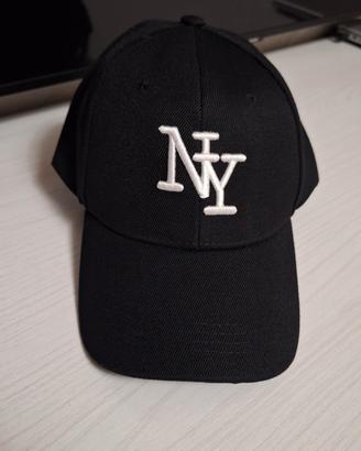 cappellino nuovo 