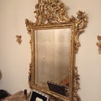 Specchio vintage in legno foglia d'oro