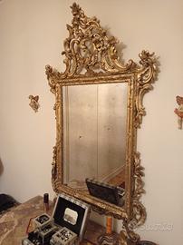 Specchio vintage in legno foglia d'oro