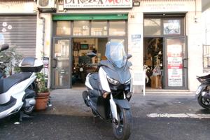 Yamaha X-Max 400 ABS