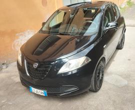 Lancia Ypsilon 1.2 69 CV 5 porte GPL Ecochic Gold