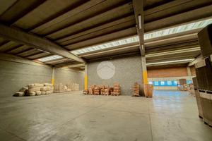 CAPANNONE A CAVERNAGO