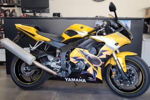 YAMAHA YZF-R6 VR46 EDITION