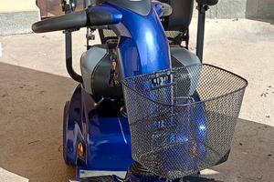 scooter 4 ruote elettrico per anziani