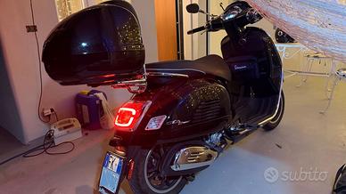 PIAGGIO VESPA 300 GTS Super