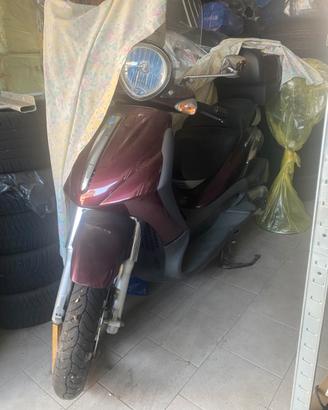 Piaggio Beverly 500
