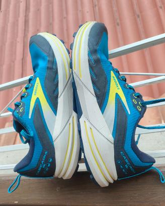 Scarpe trail brooks cascadia 16