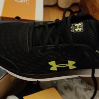 Under Armour UA Charged Assert 10