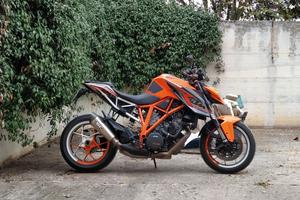 ktm superduke 1290 r 