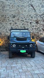 Land rover defender 90