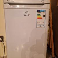 Congelatore Indesit 77L