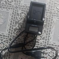 ricaricatore e batterie , multiuso