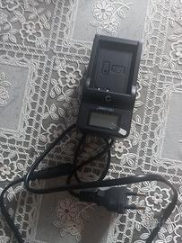 ricaricatore e batterie , multiuso