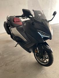 Tmax 560 25th anniversario