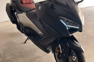 Tmax 560 25th anniversario