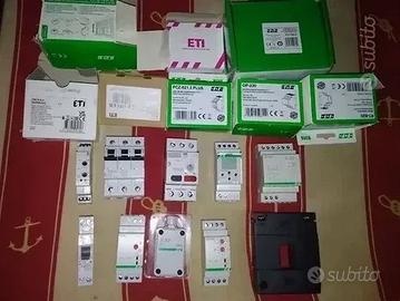 blocco di 9 pezzi materiale elettrico