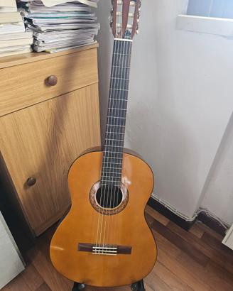 Chitarra Classica Yamaha C40 con accessori