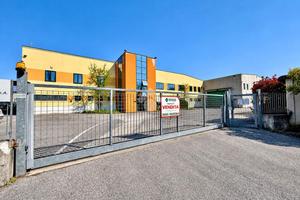 CAPANNONE A POLPENAZZE DEL GARDA