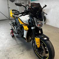 Yamaha fz1 N accessoriata
