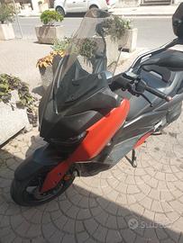 Yamaha xmax400
