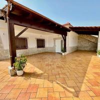 Villa chidro riva 500 metri dal mare