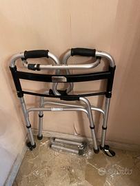 Deambulatore girello pieghevole con ruote