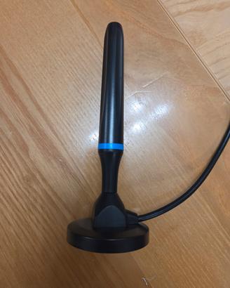 Antenna per tv digitale terrestre alimentata