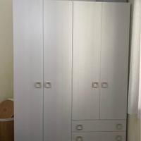 Armadio bianco come nuovo