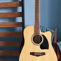   chitarra acustica Ibanez 