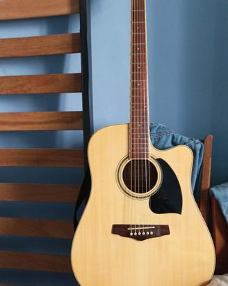   chitarra acustica Ibanez 