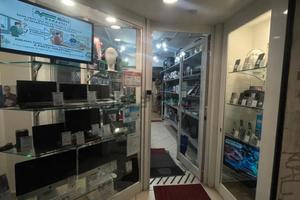 Negozio telefonia & informatica