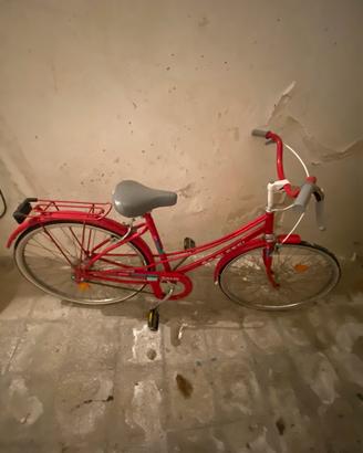 Bici da donna rossa Caloi Ceci